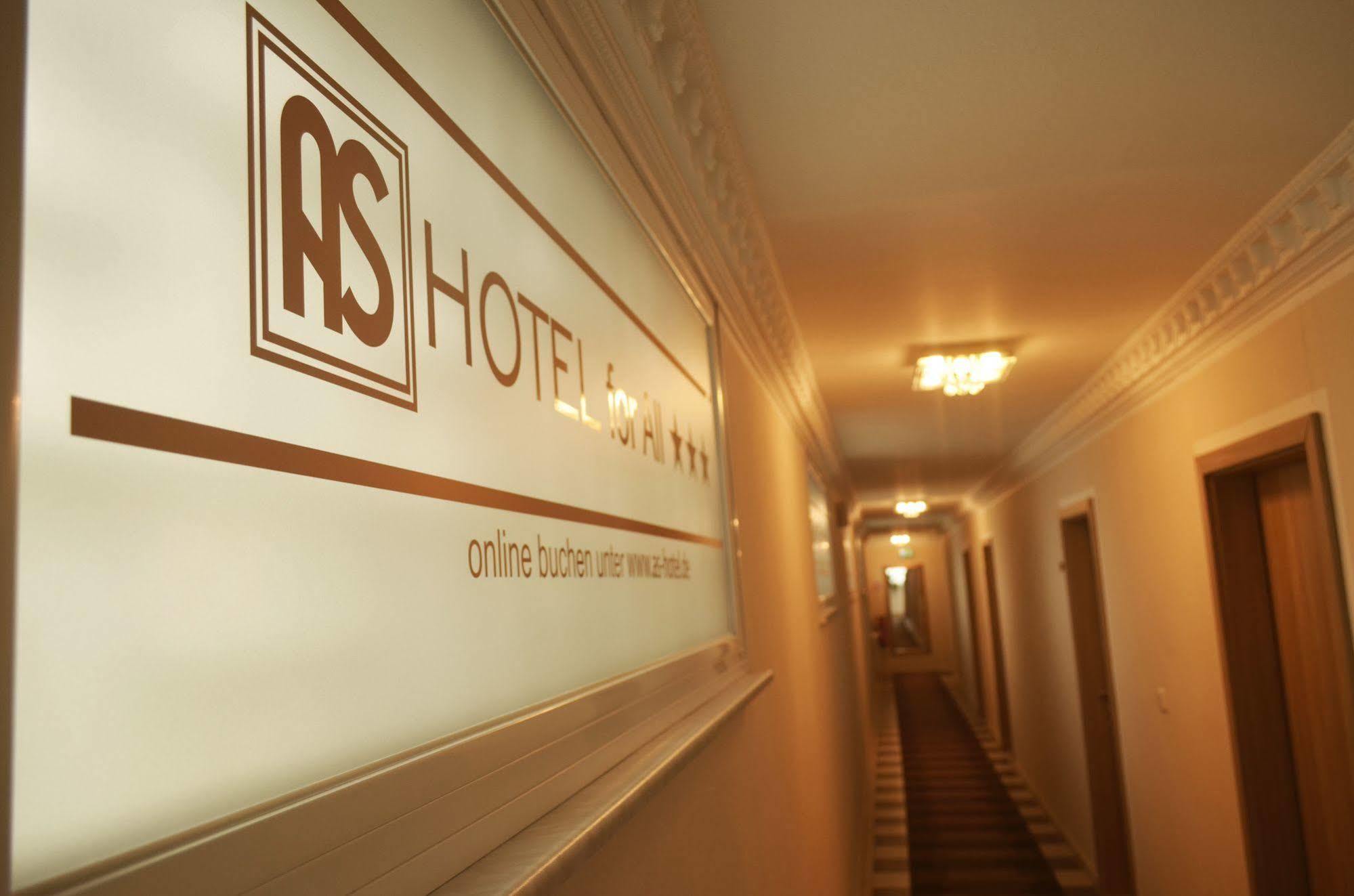 As Hotel Gottinga Esterno foto